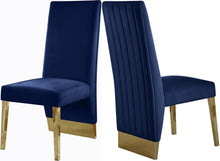 Cargar imagen en el visor de la galería, Porsha Velvet Sillas Doradas Comedor

